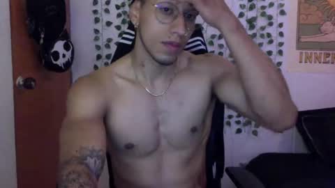 thiago_happy online show from 2, 3, 2025