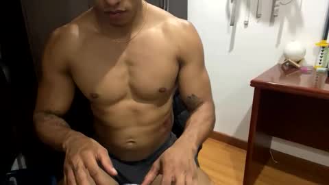 thiago_happy online show from 18, 12, 2025
