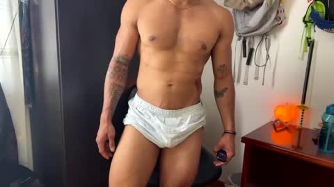 Snapshot of thiago_happy chatting on 22, 4, 2026 thiago_happy online show from 22, 4, 2026