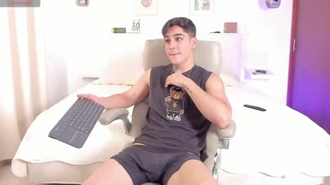 Thiago Winteer online show from 5, 11, 2025