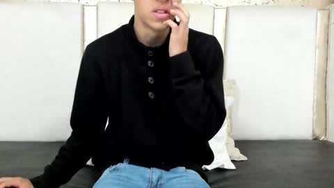 Thiago   online show from 6, 1, 2025