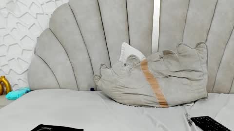 Thiago   online show from 11, 3, 2026