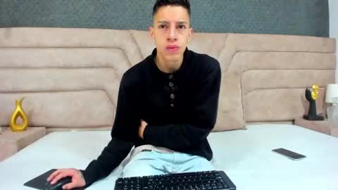 Thiago   online show from 24, 7, 2026