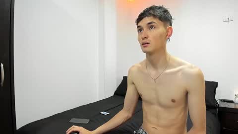 Snapshot of thiagowells_ chatting on 14, 1, 2025 Thiago Wells online show from 14, 1, 2025