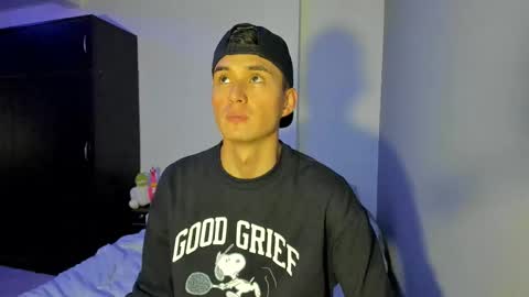 Snapshot of thiagowells_ chatting on 12, 10, 2025 Thiago Wells online show from 12, 10, 2025