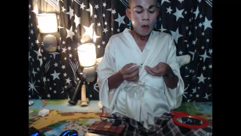 Snapshot of thick_bigcock13 chatting on 18, 12, 2024 gil online show from 18, 12, 2024