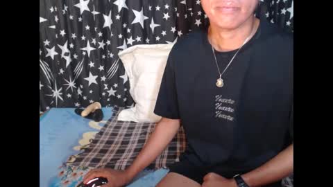 Snapshot of thick_bigcock13 chatting on 29, 1, 2025 gil online show from 29, 1, 2025