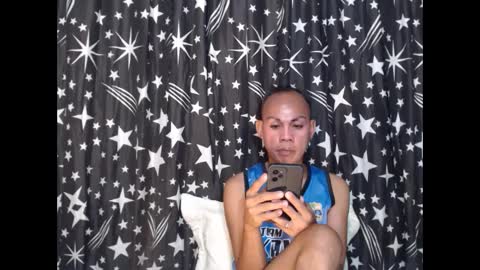 Snapshot of thick_bigcock13 chatting on 2, 3, 2025 gil online show from 2, 3, 2025