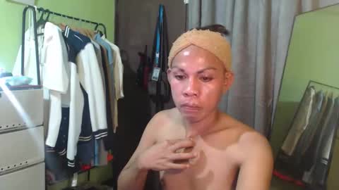 Snapshot of thick_bigcock13 chatting on 6, 10, 2025 gil online show from 6, 10, 2025