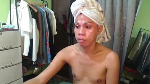 Snapshot of thick_bigcock13 chatting on 7, 10, 2025 gil online show from 7, 10, 2025