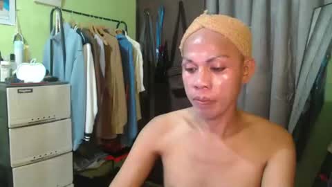 Snapshot of thick_bigcock13 chatting on 20, 10, 2025 gil online show from 20, 10, 2025