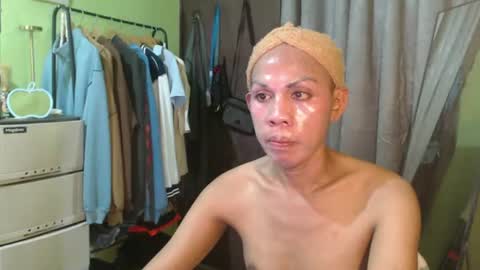 Snapshot of thick_bigcock13 chatting on 23, 10, 2025 gil online show from 23, 10, 2025