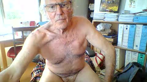 Snapshot of thickcockat71 chatting on 3, 11, 2025 Thickcockat71 online show from 3, 11, 2025