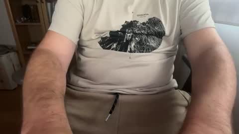 Snapshot of thickguybcn chatting on 13, 7, 2026 ThickDickBCN online show from 13, 7, 2026