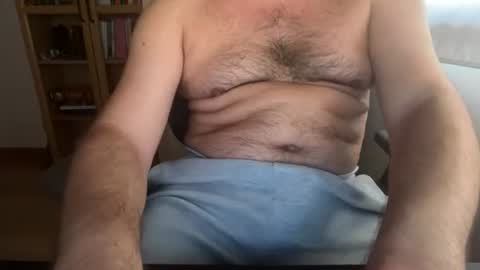 Snapshot of thickguybcn chatting on 31, 7, 2026 ThickDickBCN online show from 31, 7, 2026