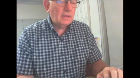 Snapshot of thickmelnik chatting on 30, 12, 2024 James online show from 30, 12, 2024