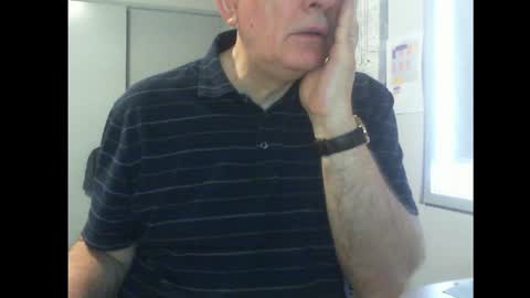 Snapshot of thickmelnik chatting on 1, 1, 2025 James online show from 1, 1, 2025