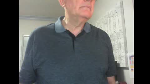 Snapshot of thickmelnik chatting on 13, 1, 2025 James online show from 13, 1, 2025