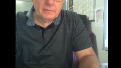 Snapshot of thickmelnik chatting on 16, 2, 2025 James online show from 16, 2, 2025