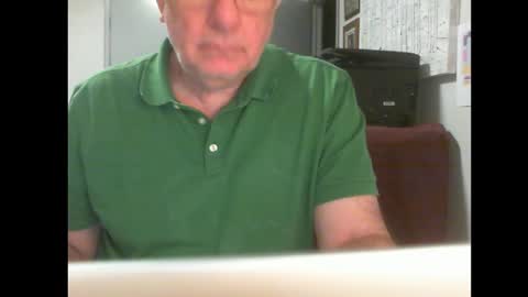 Snapshot of thickmelnik chatting on 23, 2, 2025 James online show from 23, 2, 2025