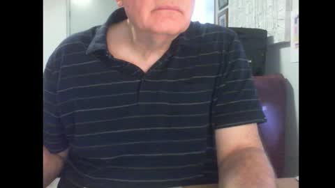 Snapshot of thickmelnik chatting on 26, 2, 2025 James online show from 26, 2, 2025