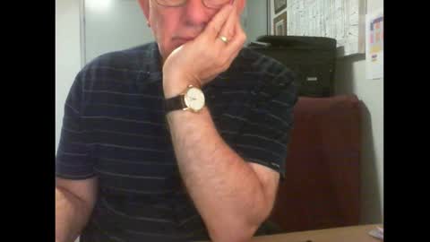 Snapshot of thickmelnik chatting on 28, 2, 2025 James online show from 28, 2, 2025