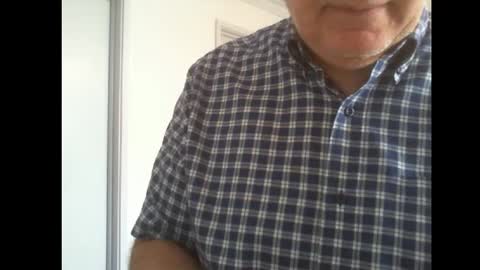 Snapshot of thickmelnik chatting on 2, 3, 2025 James online show from 2, 3, 2025