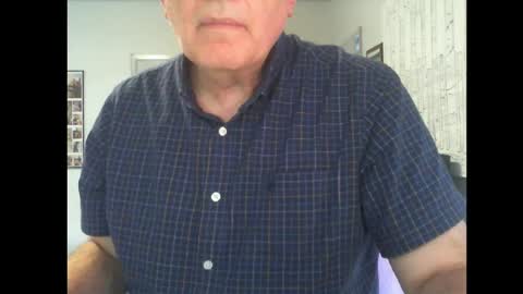 Snapshot of thickmelnik chatting on 4, 3, 2025 James online show from 4, 3, 2025