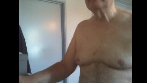 Snapshot of thickmelnik chatting on 8, 3, 2025 James online show from 8, 3, 2025