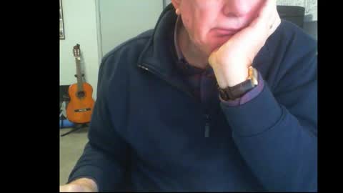 Snapshot of thickmelnik chatting on 13, 9, 2025 James online show from 13, 9, 2025