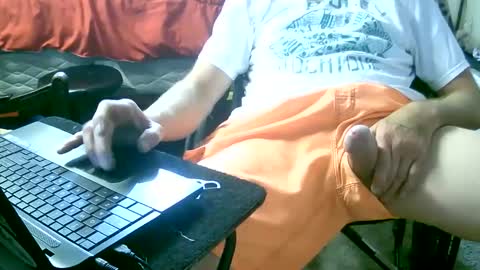 thickwhiteboydick online show from 6, 3, 2025