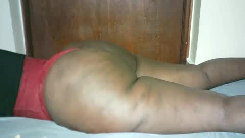 thickybabe_05 online show from 14, 2, 2025