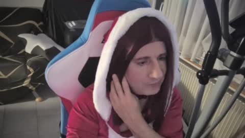 Snapshot of thihold chatting on 30, 12, 2024 thihold online show from 30, 12, 2024