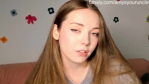 Amelia  shows on mondays fridays and sundays  if anything changes im giving updates on my fansly  online show from 27, 4, 2026