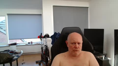 thomas315627 online show from 5, 5, 2026