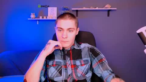 Snapshot of thomas_crow chatting on 2, 12, 2025 thomas_crow online show from 2, 12, 2025