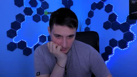 thomas_crow online show from 26, 4, 2026
