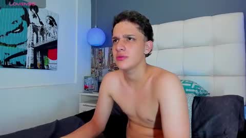 ---Thomas--- online show from 12, 1, 2025