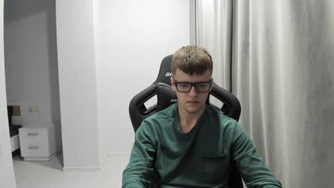 Snapshot of thomas_shelbivip chatting on 23, 1, 2025 Tomas online show from 23, 1, 2025