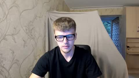 Snapshot of thomas_shelbivip chatting on 4, 10, 2025 Tomas online show from 4, 10, 2025