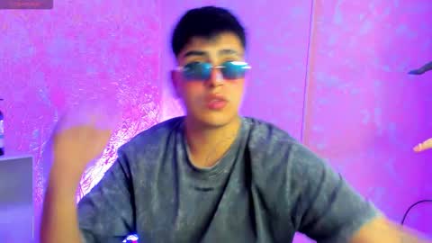 Snapshot of thomas_thundr chatting on 30, 3, 2026 Thomas and Faon online show from 30, 3, 2026