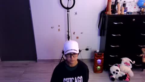 Snapshot of thomascooper_cams chatting on 3, 7, 2026 VALERIA online show from 3, 7, 2026