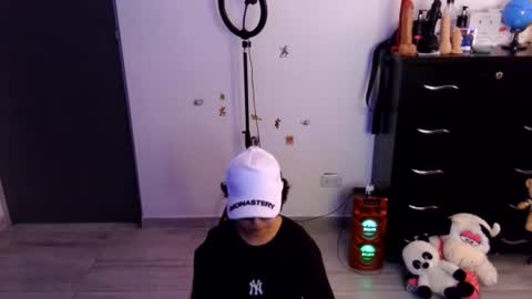 Snapshot of thomascooper_cams chatting on 6, 7, 2026 VALERIA online show from 6, 7, 2026
