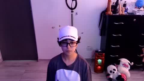 Snapshot of thomascooper_cams chatting on 7, 7, 2026 VALERIA online show from 7, 7, 2026