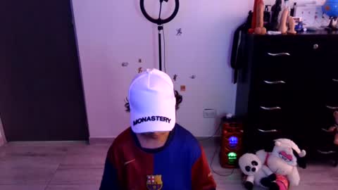 Snapshot of thomascooper_cams chatting on 10, 7, 2026 VALERIA online show from 10, 7, 2026