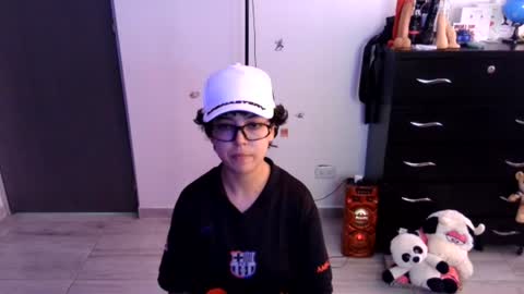 Snapshot of thomascooper_cams chatting on 15, 7, 2026 VALERIA online show from 15, 7, 2026