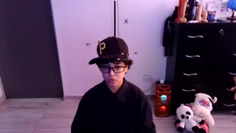 Snapshot of thomascooper_cams chatting on 20, 7, 2026 VALERIA online show from 20, 7, 2026