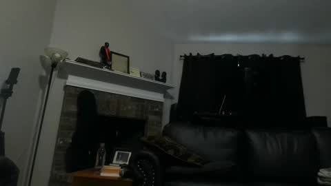 Snapshot of thomasgwhitecft chatting on 19, 12, 2025 FatherTime online show from 19, 12, 2025