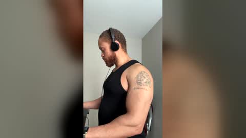 Snapshot of thomasgwhitecft chatting on 18, 3, 2026 FatherTime online show from 18, 3, 2026