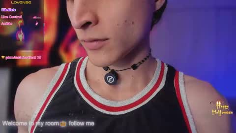 Thom Klein online show from 23, 10, 2025